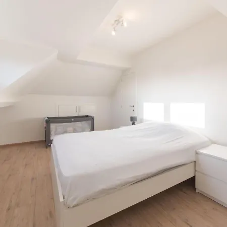 De Zeegloed Duplex With Parking By Interhome דירה *