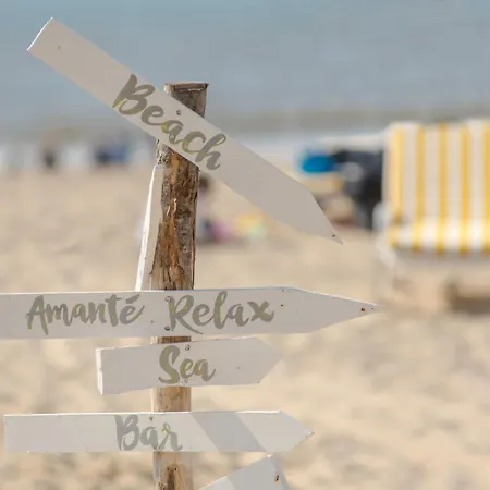 דירה De Zeegloed Duplex With Parking By Interhome *